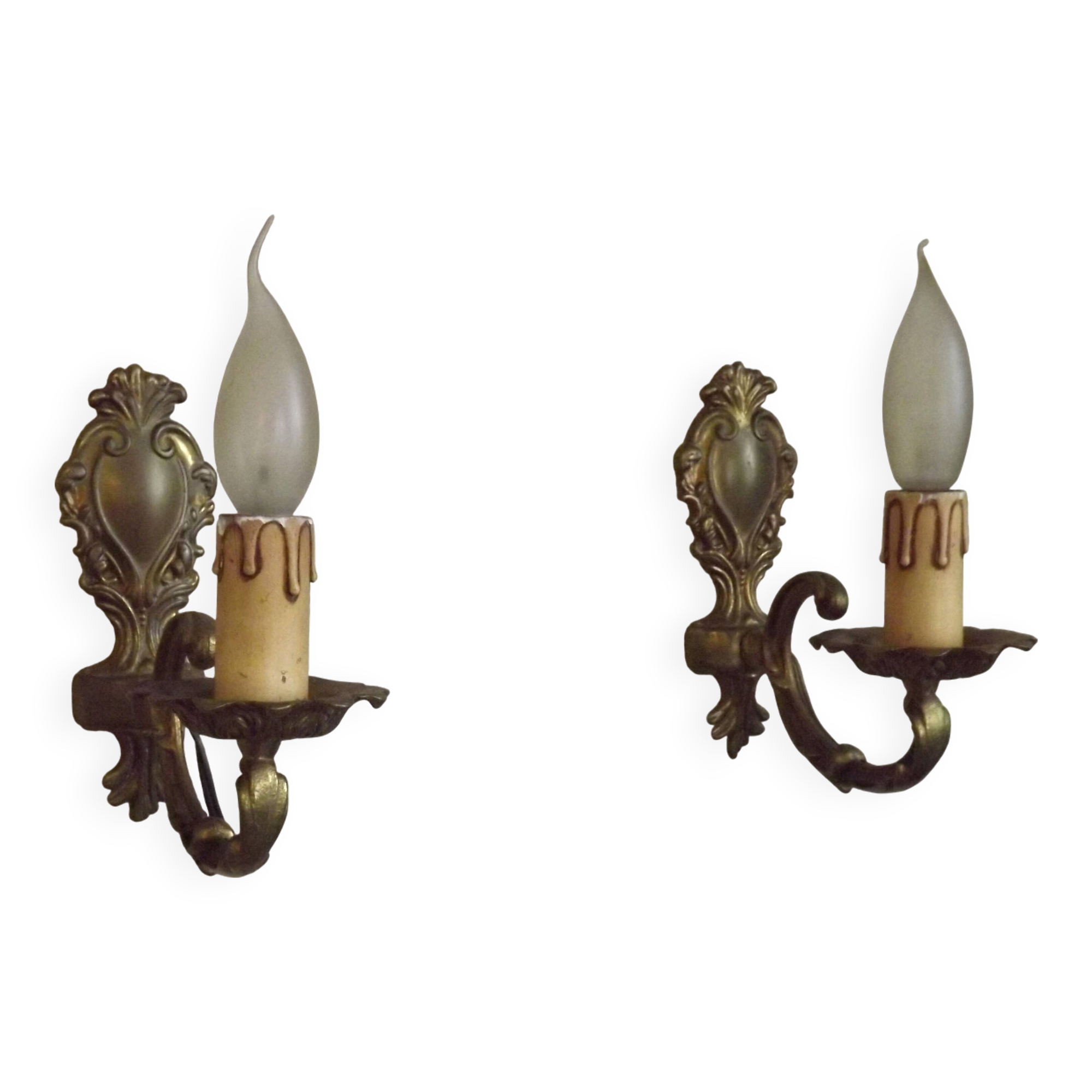 Pair of french vintage gilt bronze traditional style single wall lights 5113