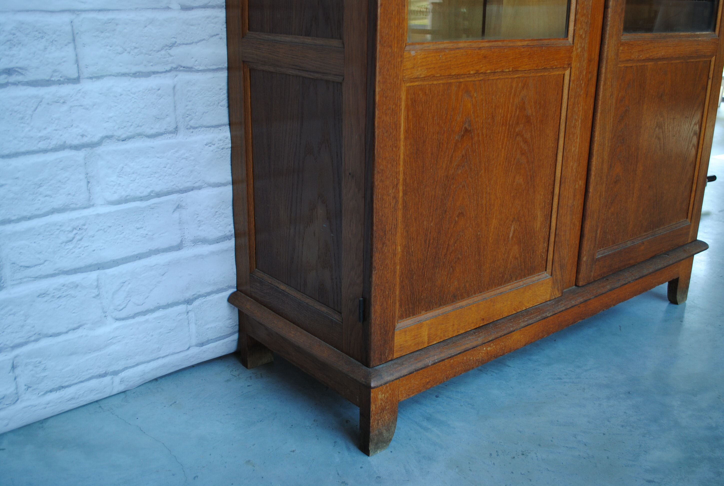 School wardrobe showcase