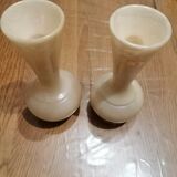 Pair of albatre vases