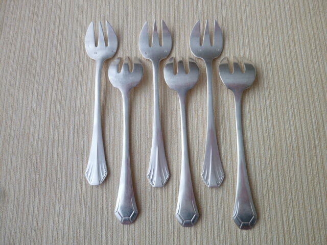 Set of 6 forks with silver metal oysters Art Deco style