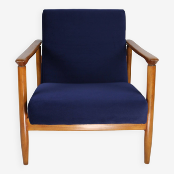 Fauteuil GFM-142 en velours bleu marine