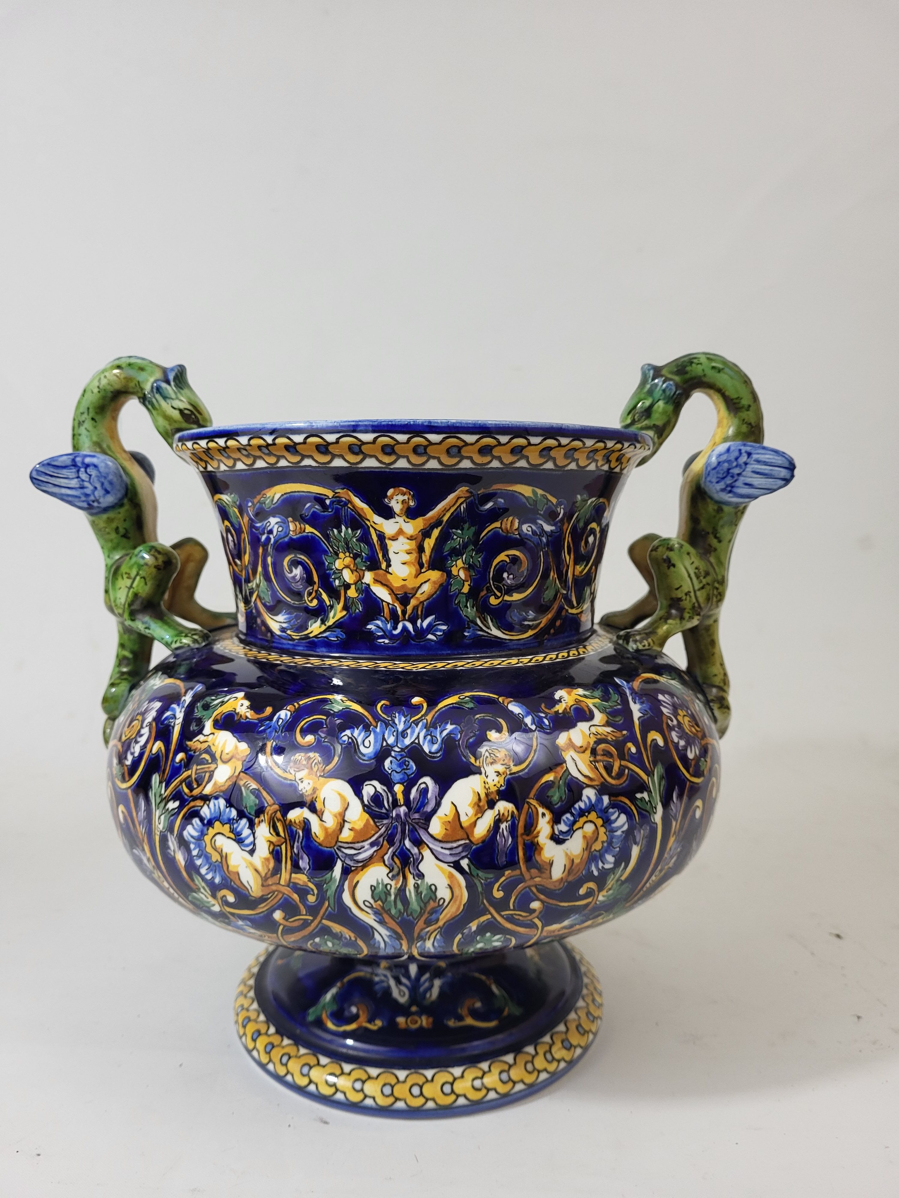 Medici shaped vase in gien earthenware