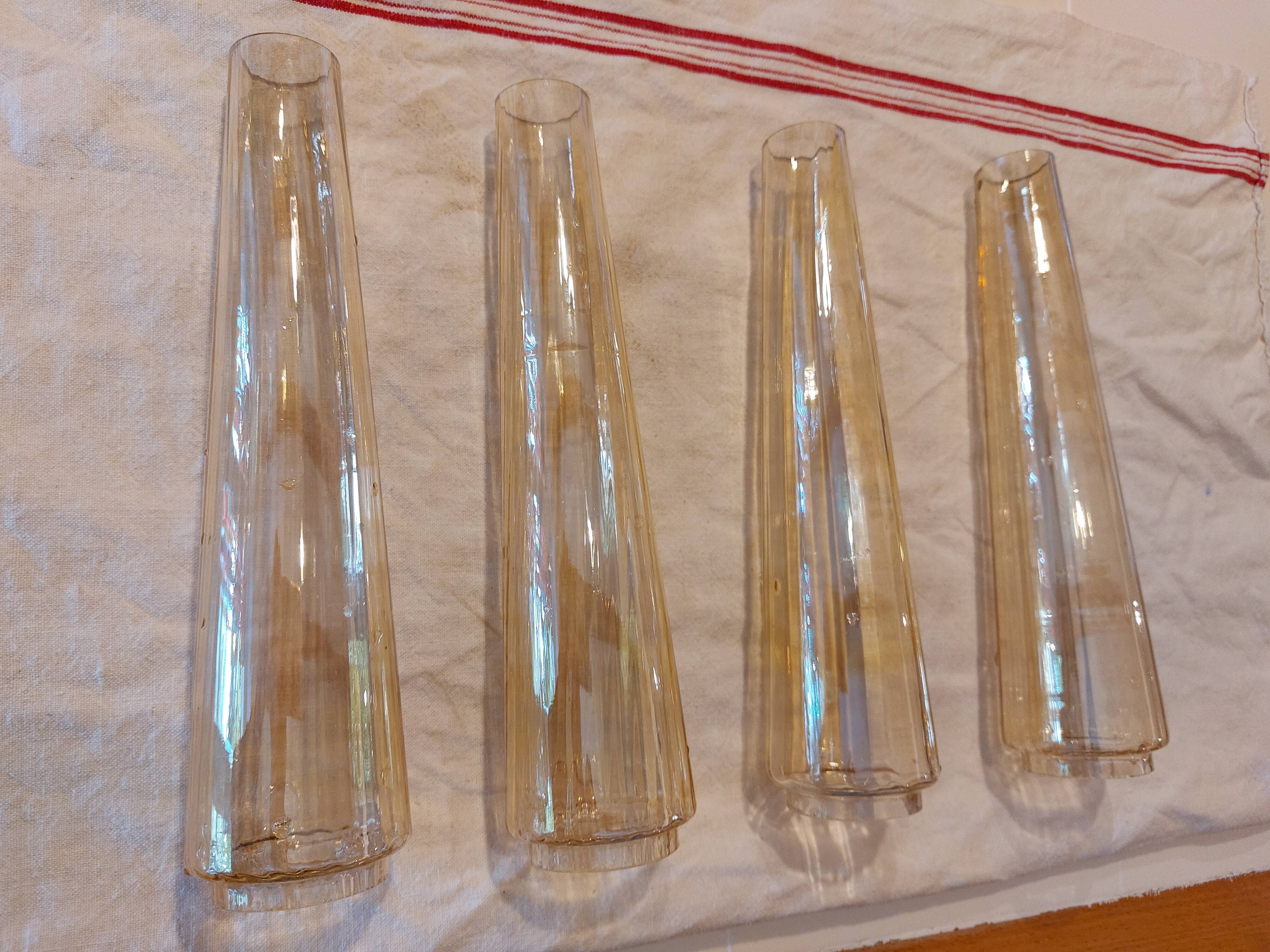 set of 4 glass tulips, for wall or portable lamp