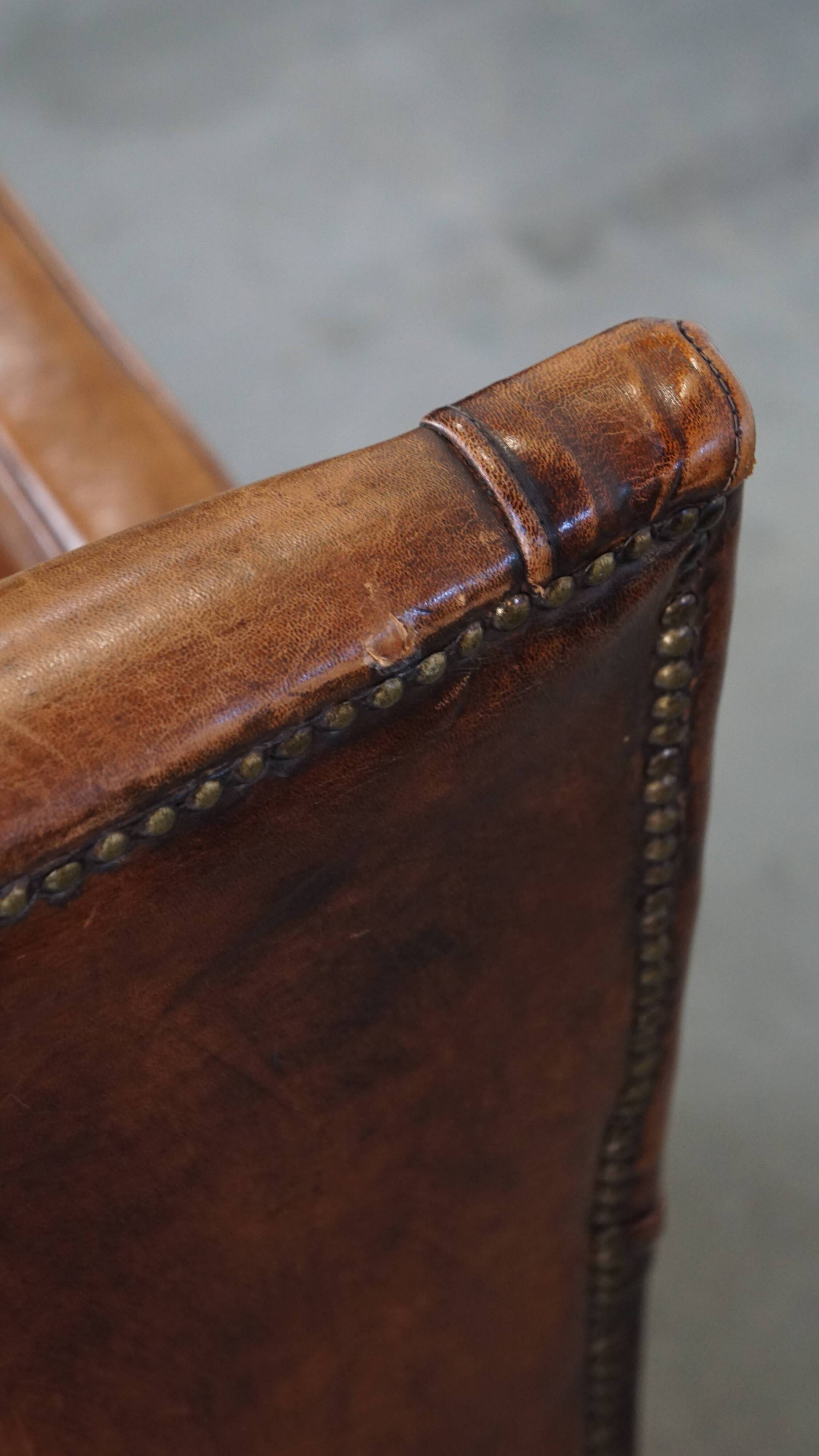 Sheepskin armchair with a refined Art Deco design