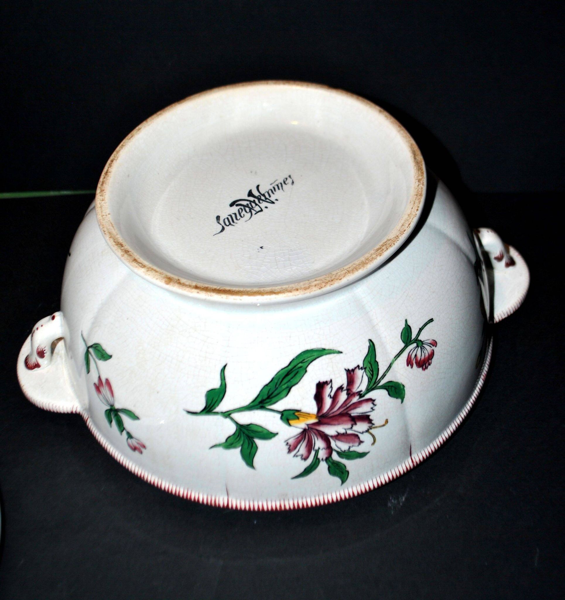Antique hand-painted earthenware tureen from Vieux Strasbourg Sarreguemines