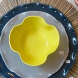 Bol céramique émaillée artisanal fleur trèfle pop jaune citron