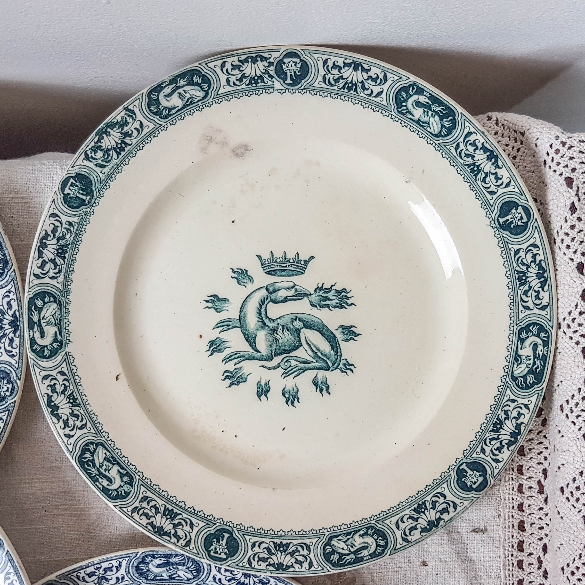 Lot 6 dessert plates François 1st SALINS Iron Earth