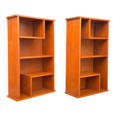 Deux meubles de rangement asymétriques vintage