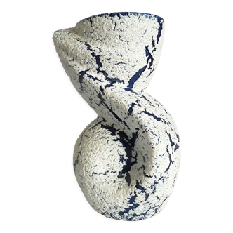 Vintage snowsandstone vase