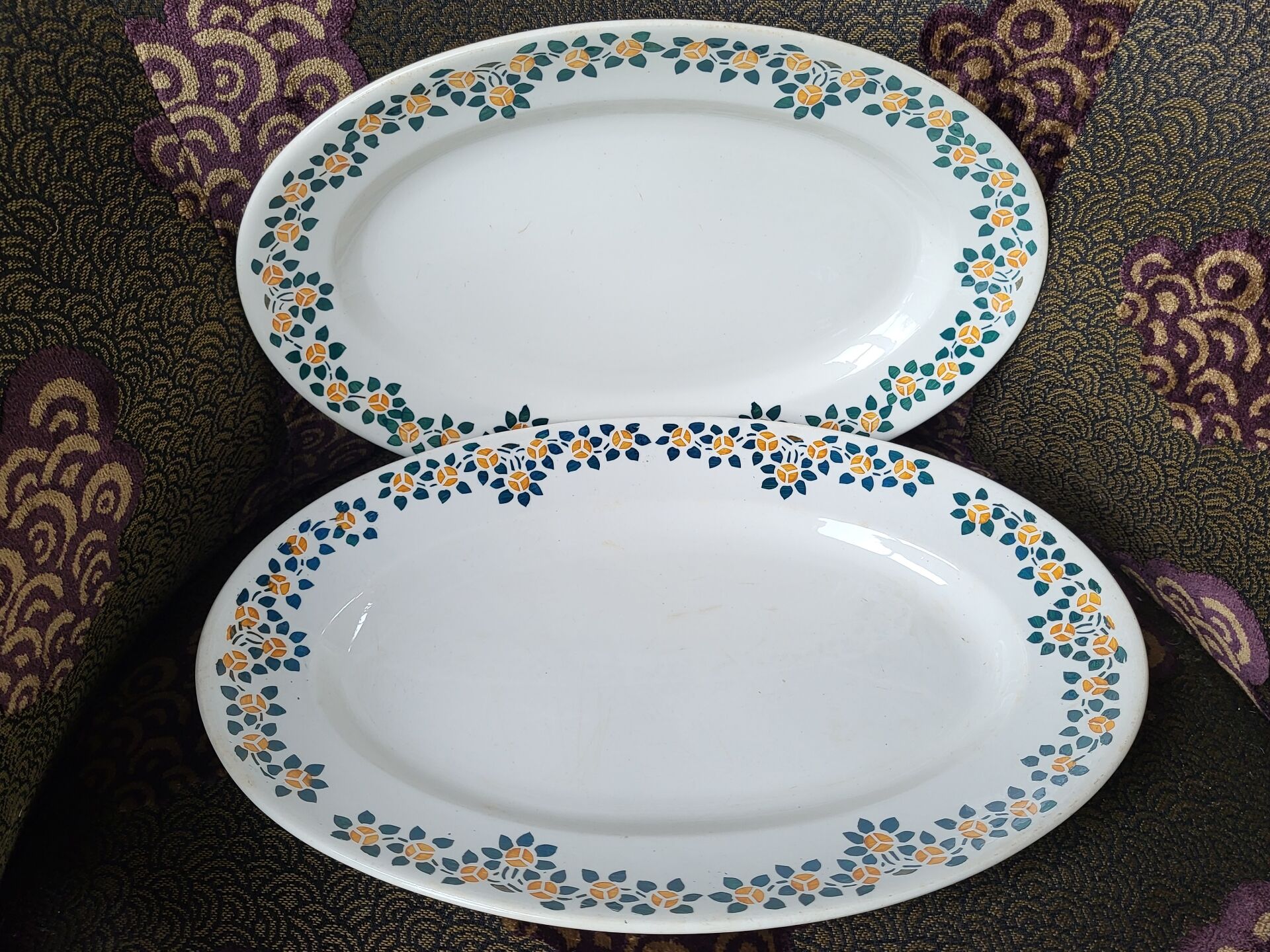 Two serving dishes Rita • Givors • France
