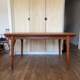Scandinavian table