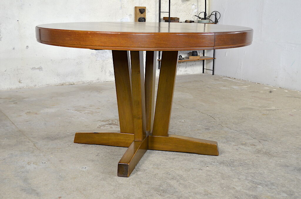 Vero meal table in vintage walnut 1960