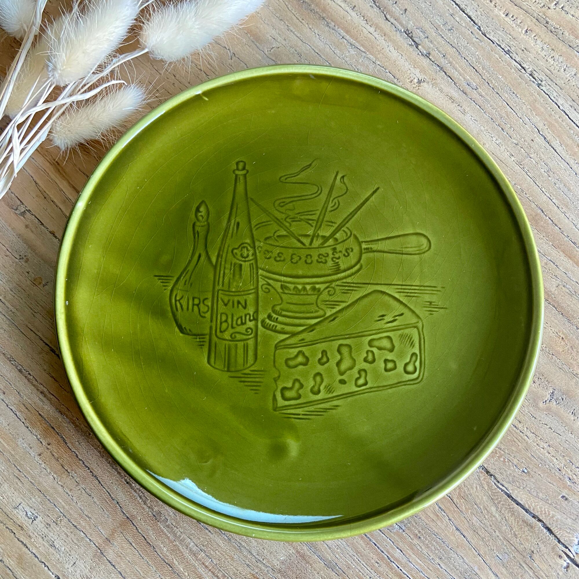 4 plates with Savoyard fondue Gien France