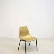Chaise vintage empilable moulée de Hiller Allemagne