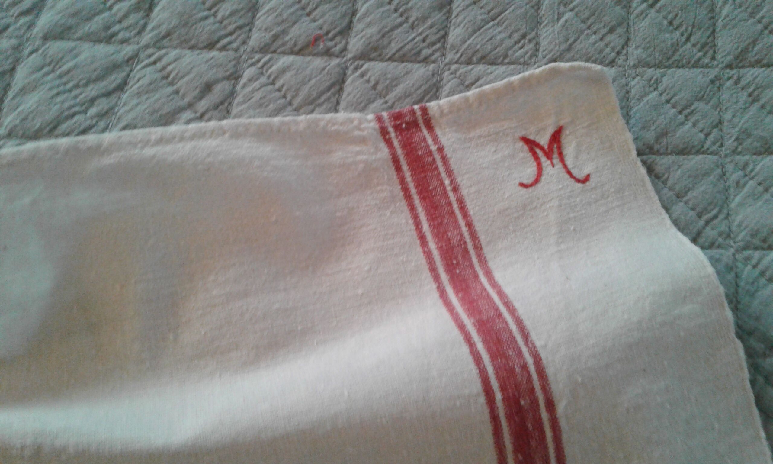 Lot 4 towels