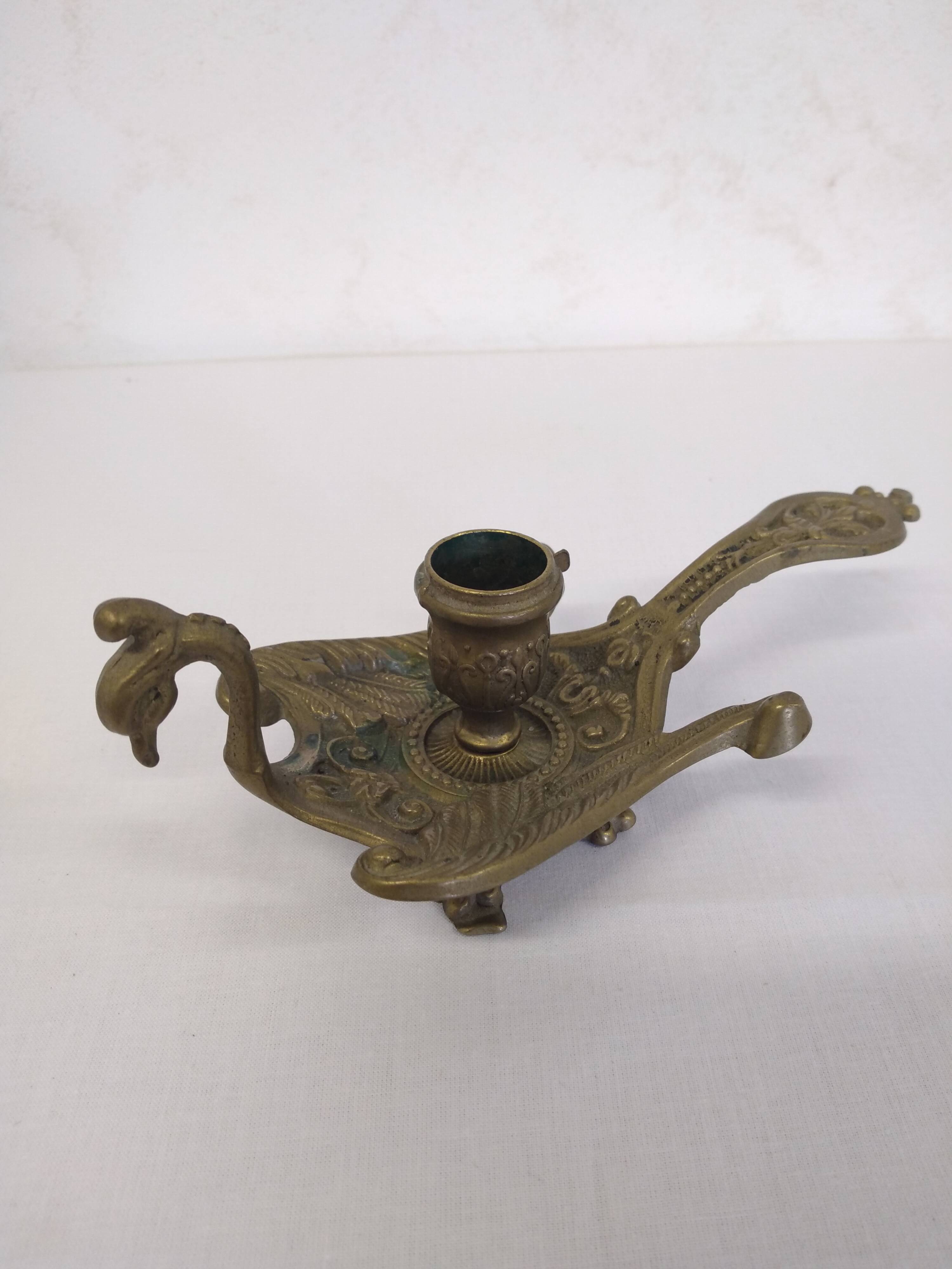 Bronze cellar rat swan/old candle holder
