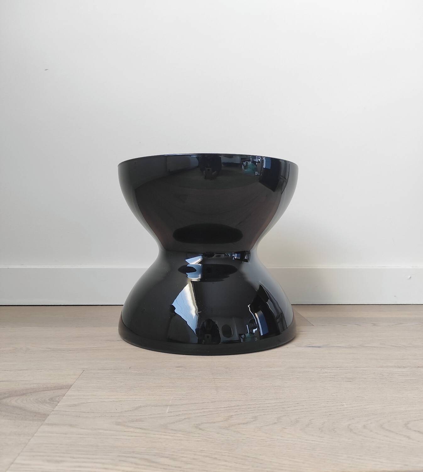 Grand vase "diabolo"