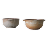 Set of 2 stoneware bowls