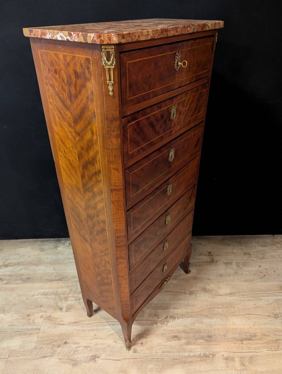 Louis XV chest of drawers in marquetry, with a marble top.
