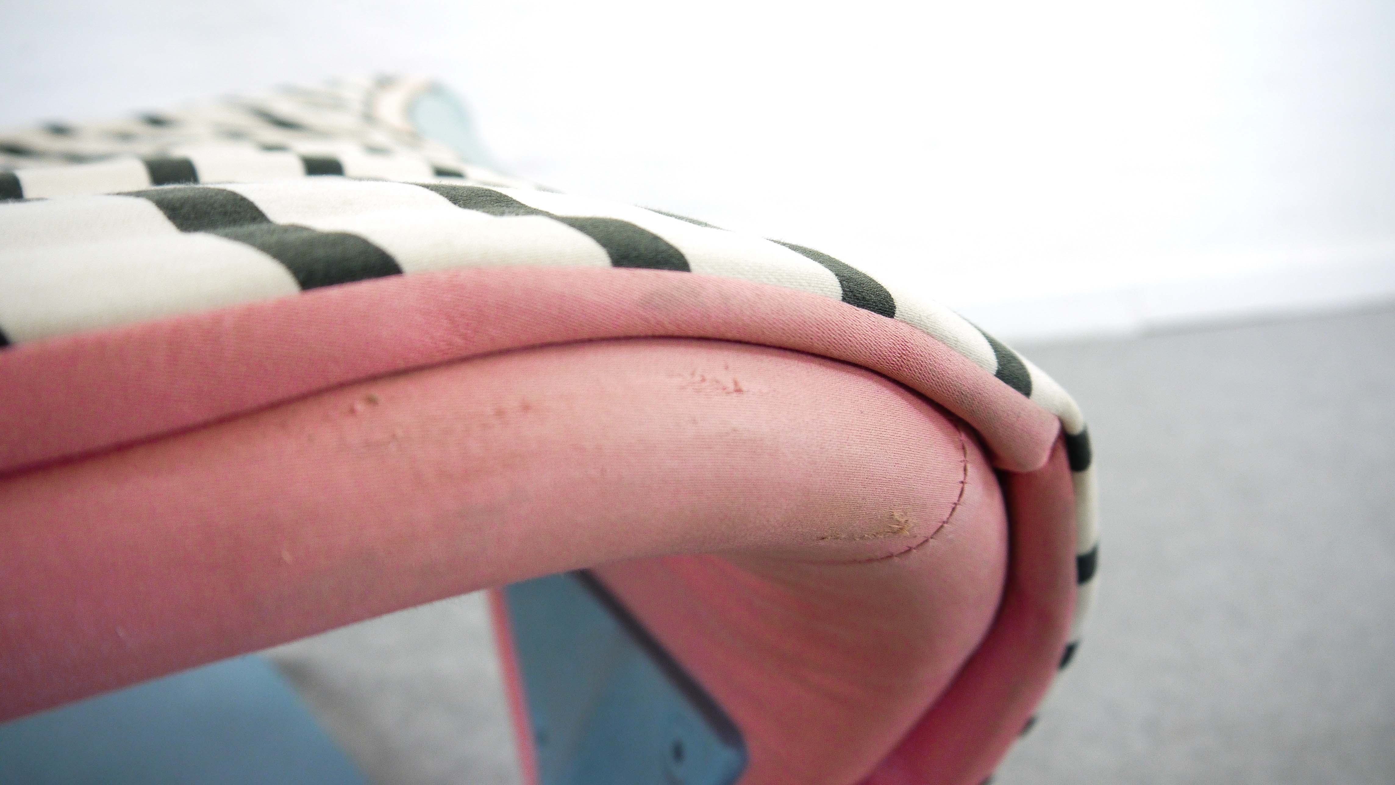 Postmodern "Flying Carpet" Memphis Lounge Chair by simon Desanta for Rosenthal