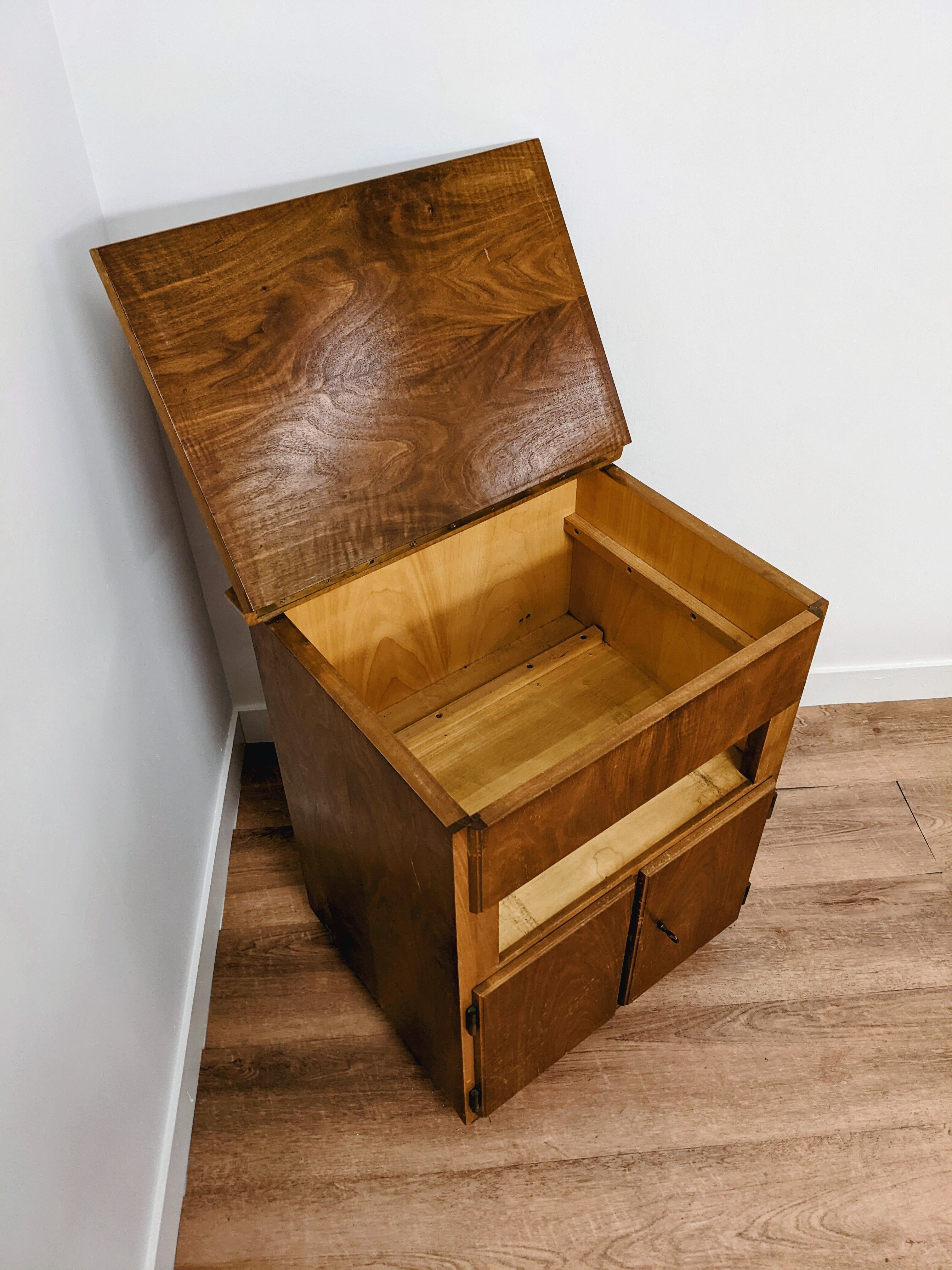 Hifi turntable furniture