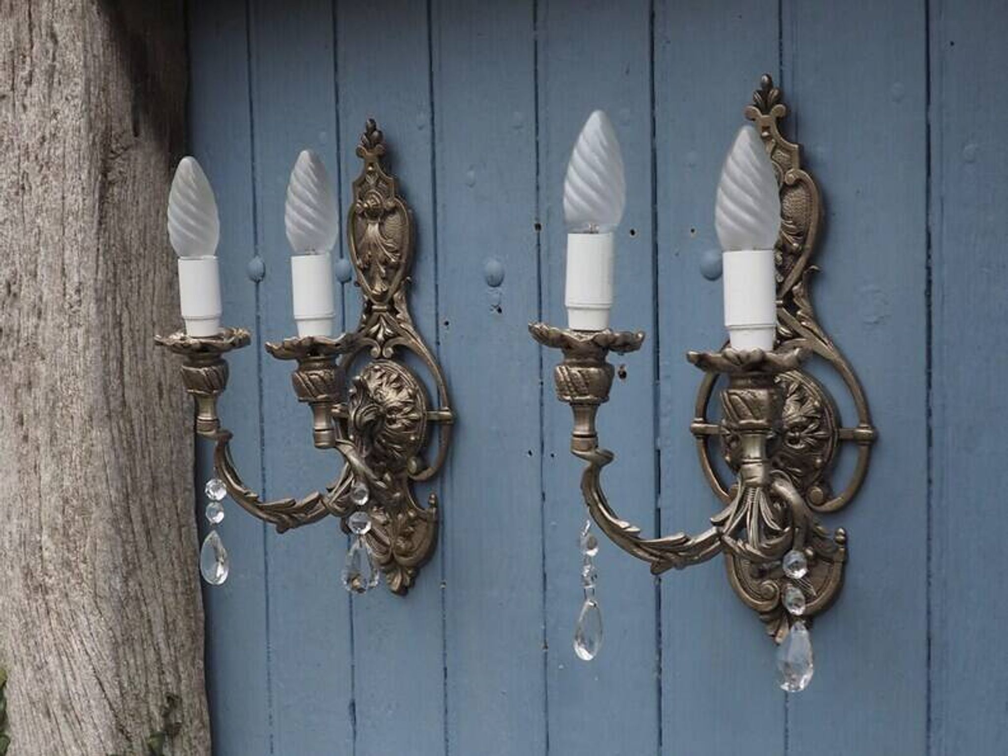 Appliques en cristal Hollywood Regency italienne – Lumière à double bras en métal argenté