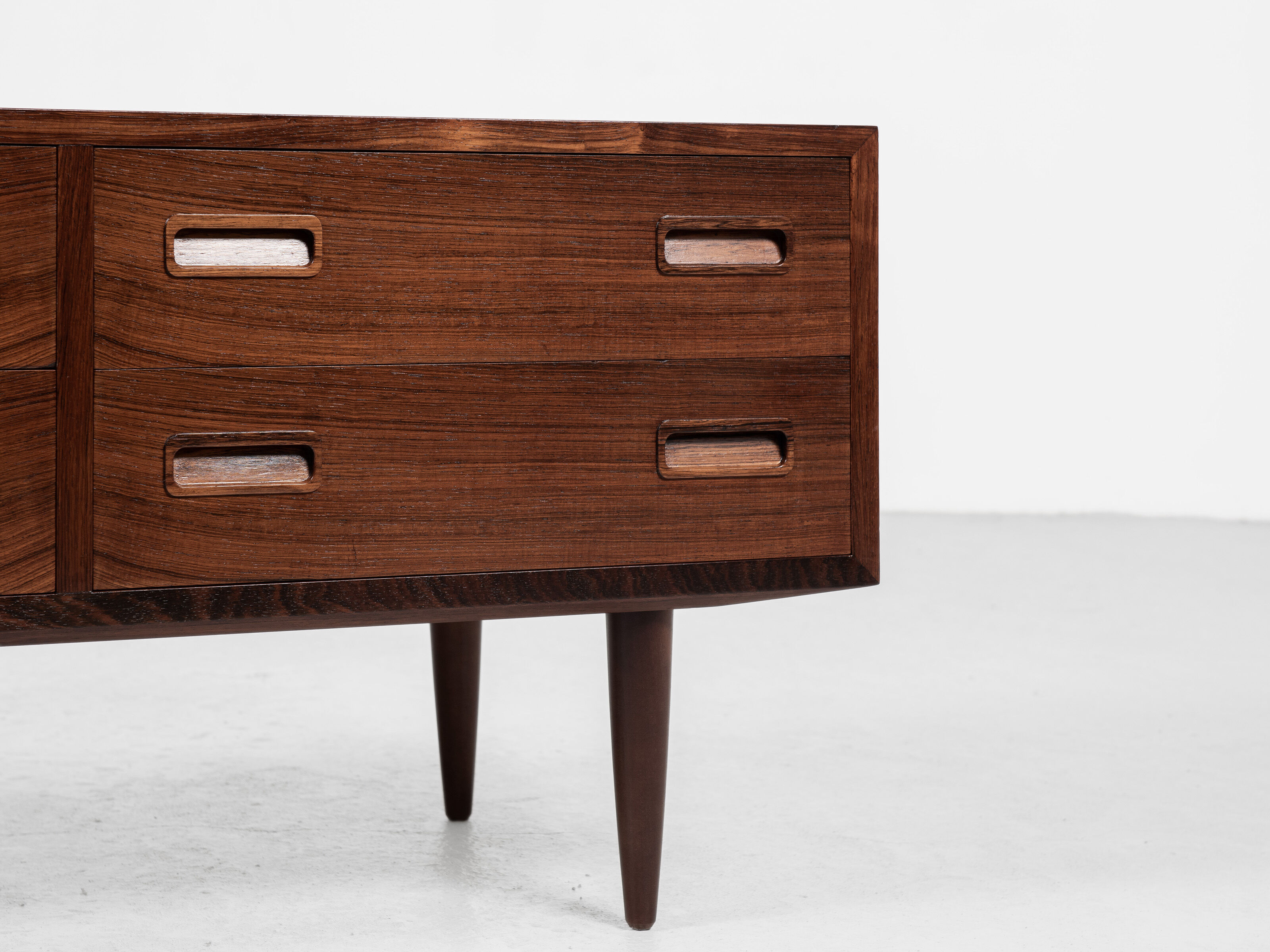 Midcentury Danish low chest of 2x2 drawers in rosewood by Hundevad 1960s