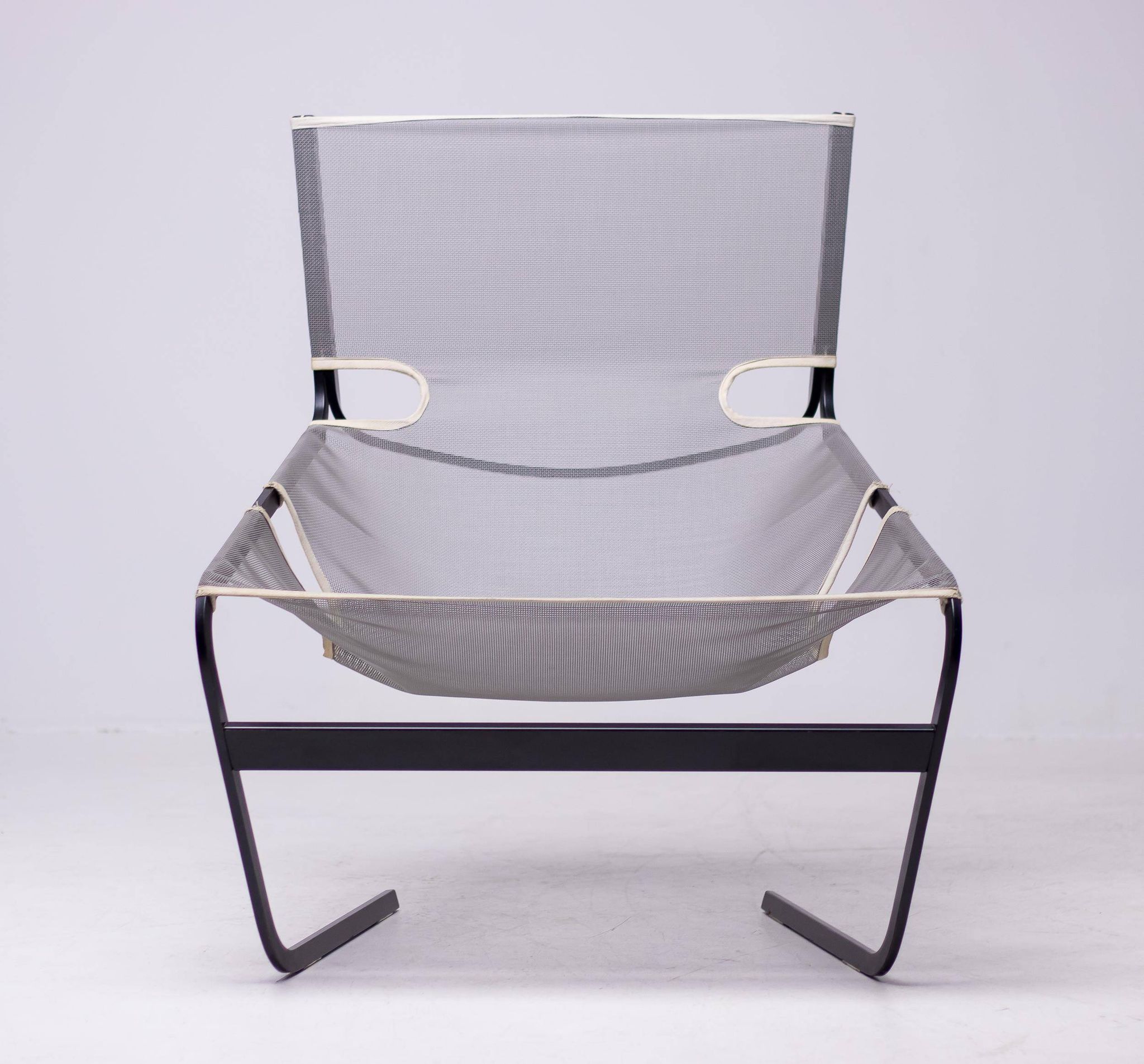 Pierre Paulin F-444 Lounge Chair by Artifort, 1960s - Mesh seat