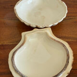 Ceramic scallop shell