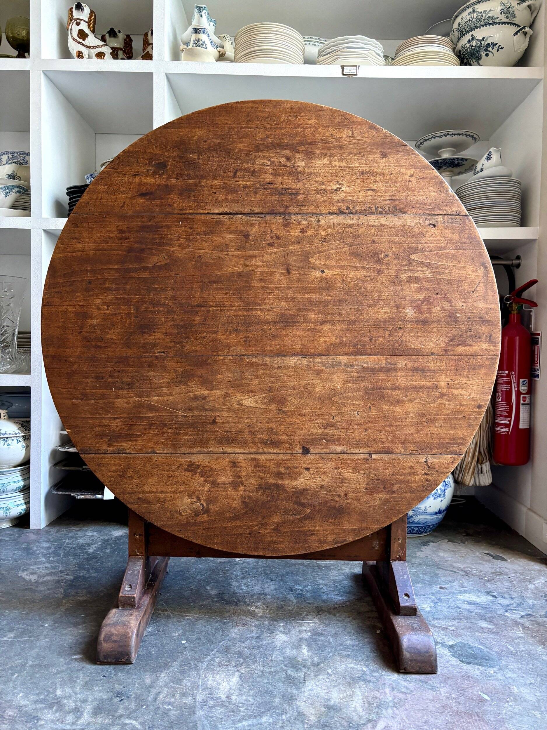 Winemaker's table in wood