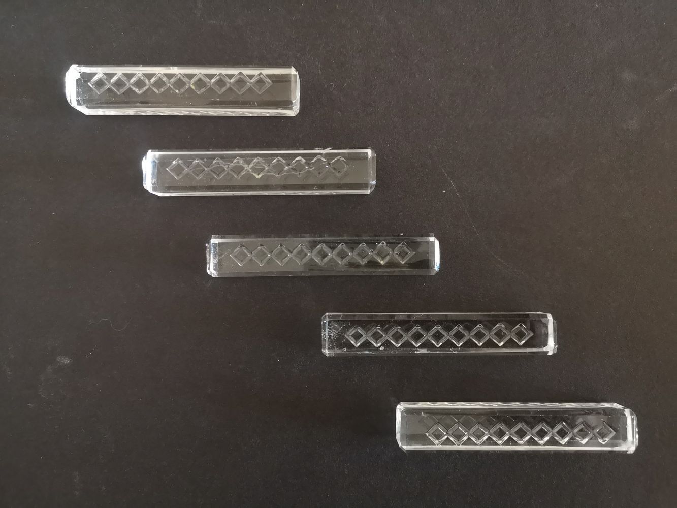 Set of 5 modernist knife rests in cut crystal - 1950s/1960s