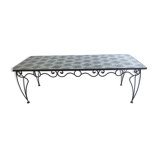Table en fer forgé et carreau de ciment