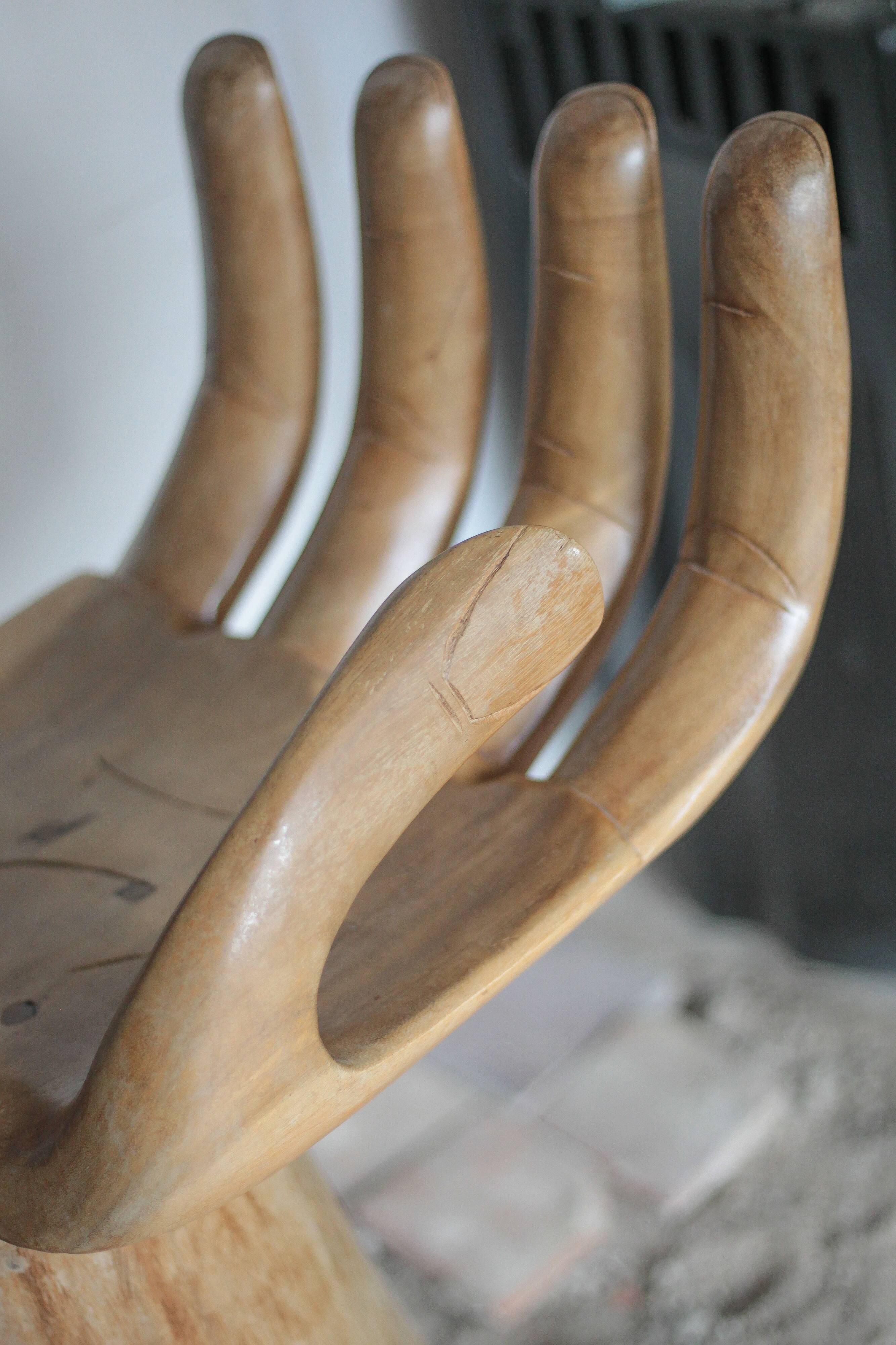 Paire de chaises bois forme main, tabouret de bar bois, chaise bois, chaise