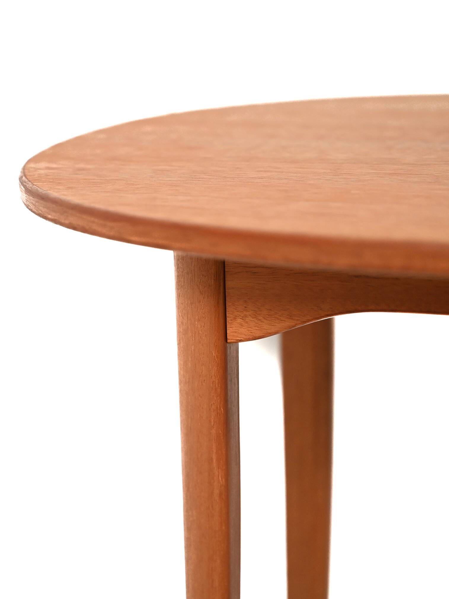 Table basse en teck "Ovalen" par Carl Malmsten