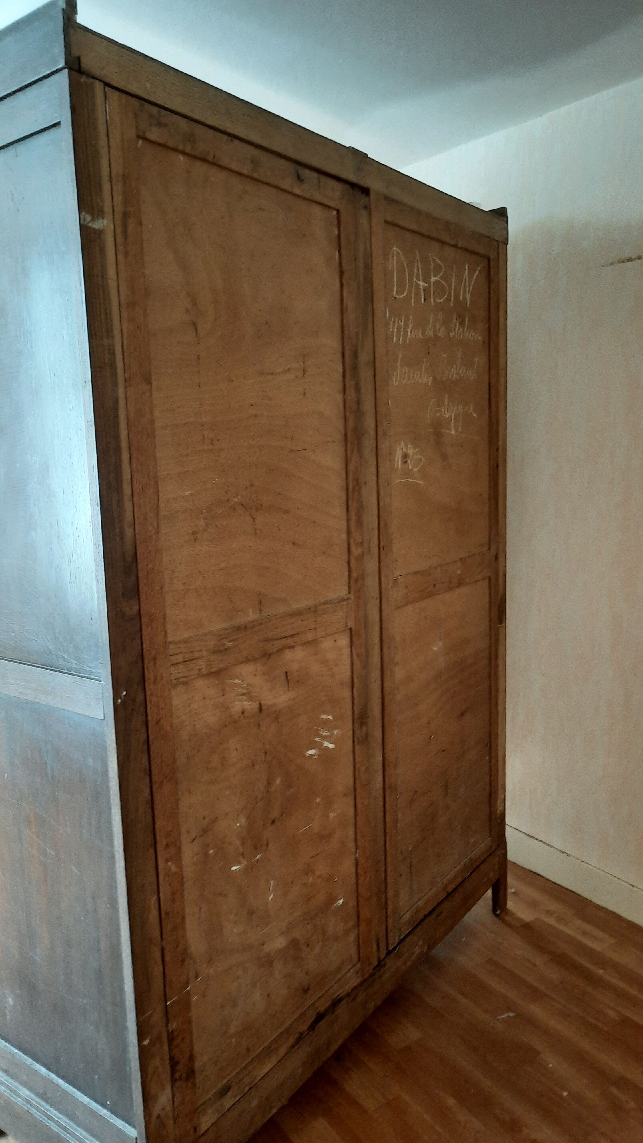 Art Nouveau style cabinet