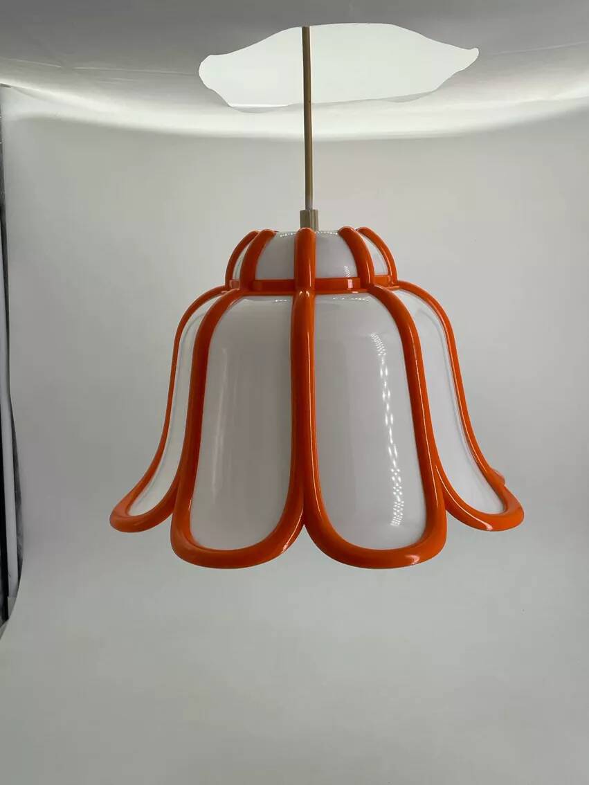 Suspension in the shape of a flower from the 70s