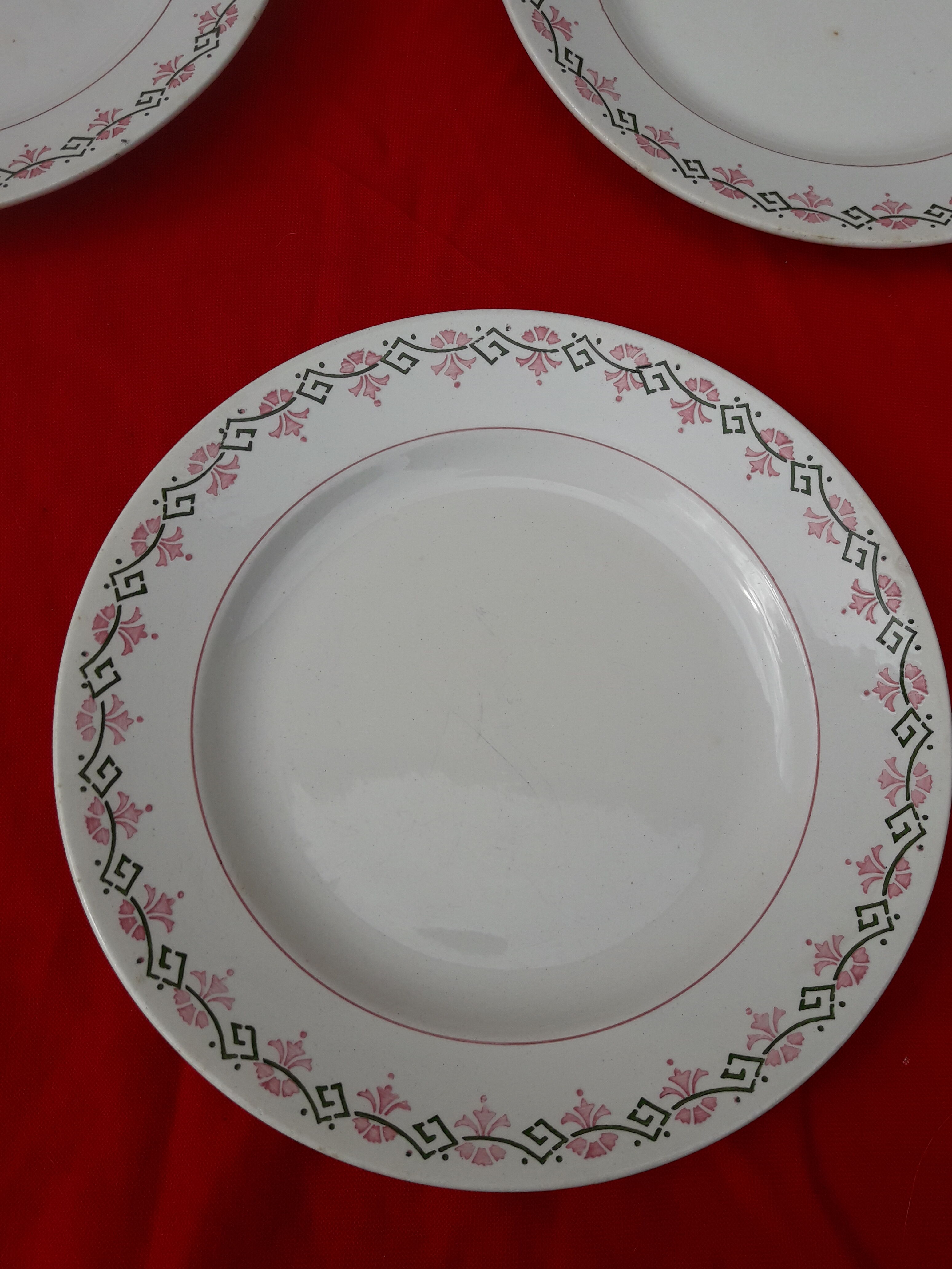 3 flat plates Villeroy & Boch model 1244 diam 23 cm