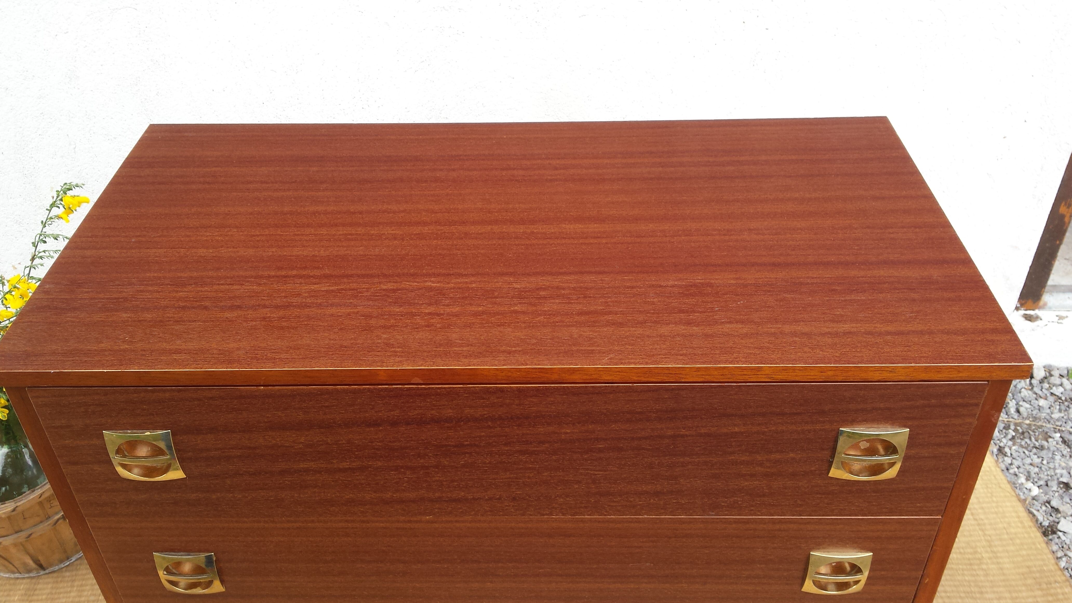 Commode vintage années 70, pieds fuseaux