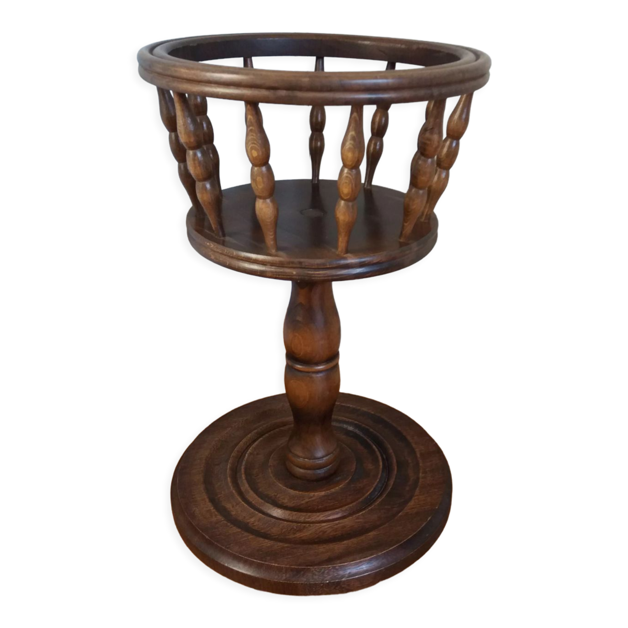 Worker or plant carrier