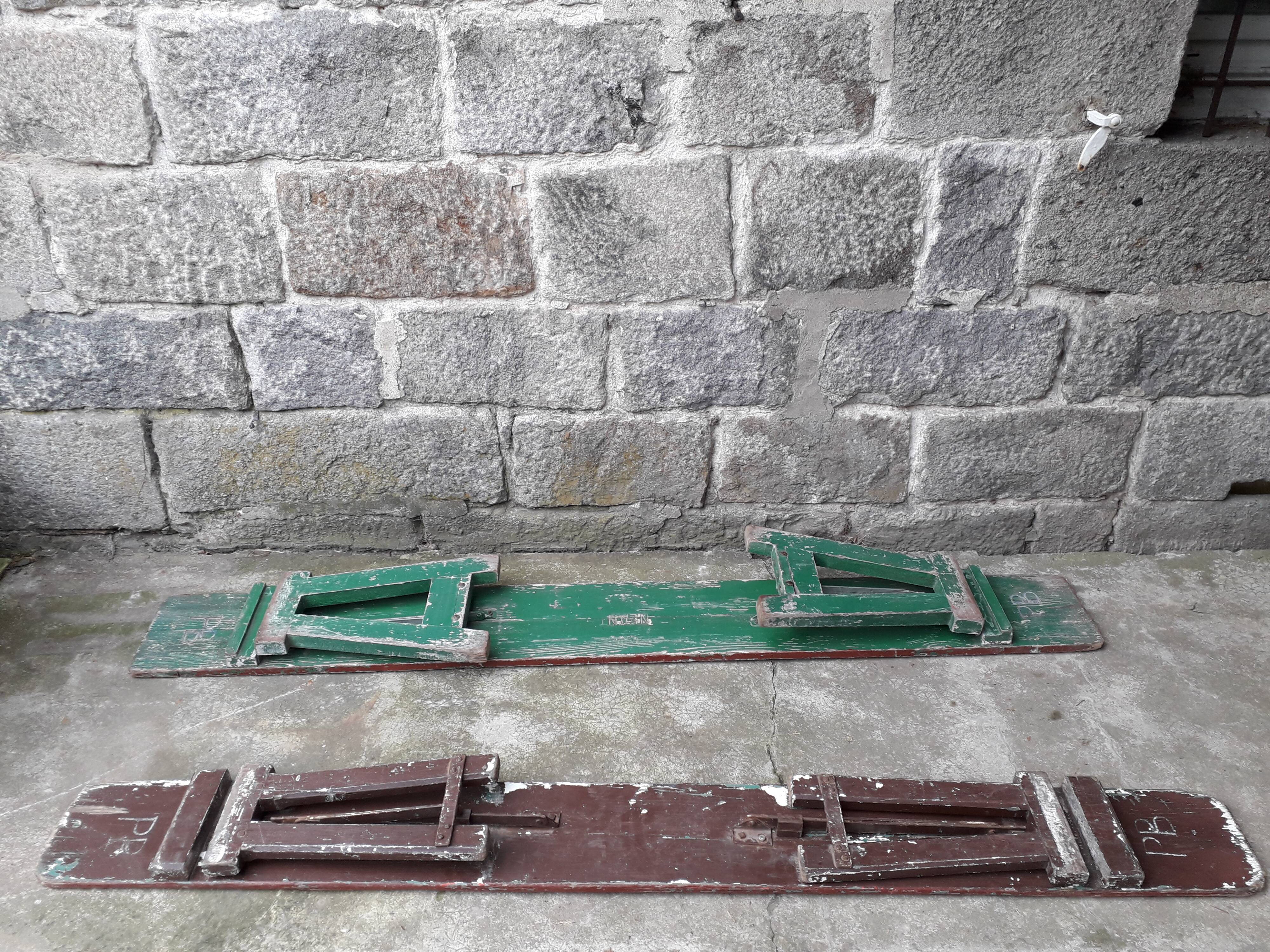 Paire de bancs pliant guinguette