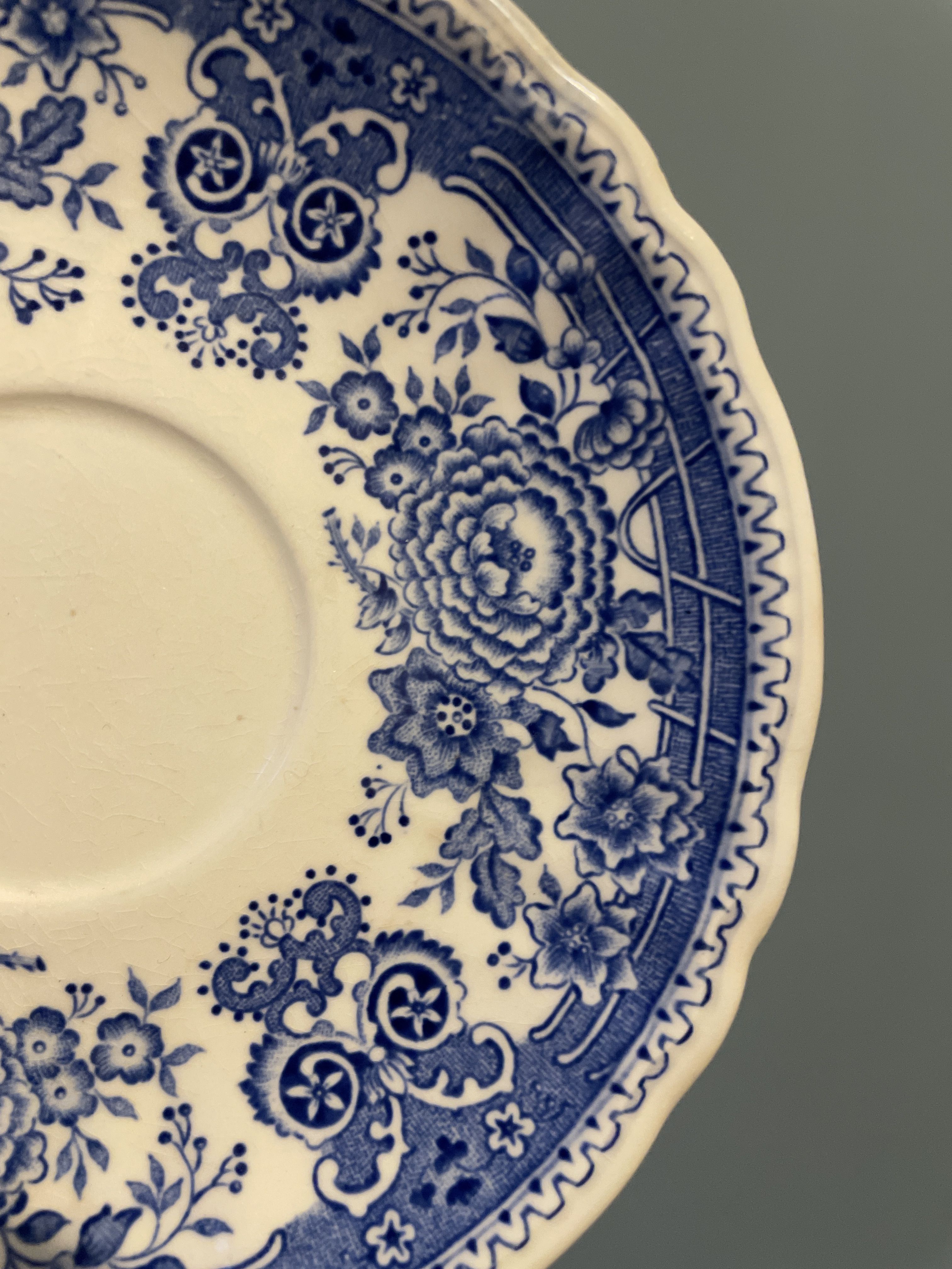 Set of coffee cups and tea cups Villeroy Et Boch Burgenland
