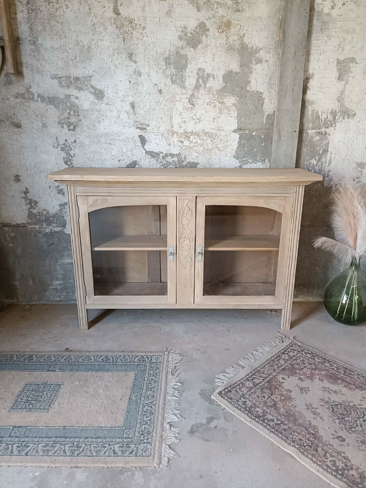 Buffet vitrine 