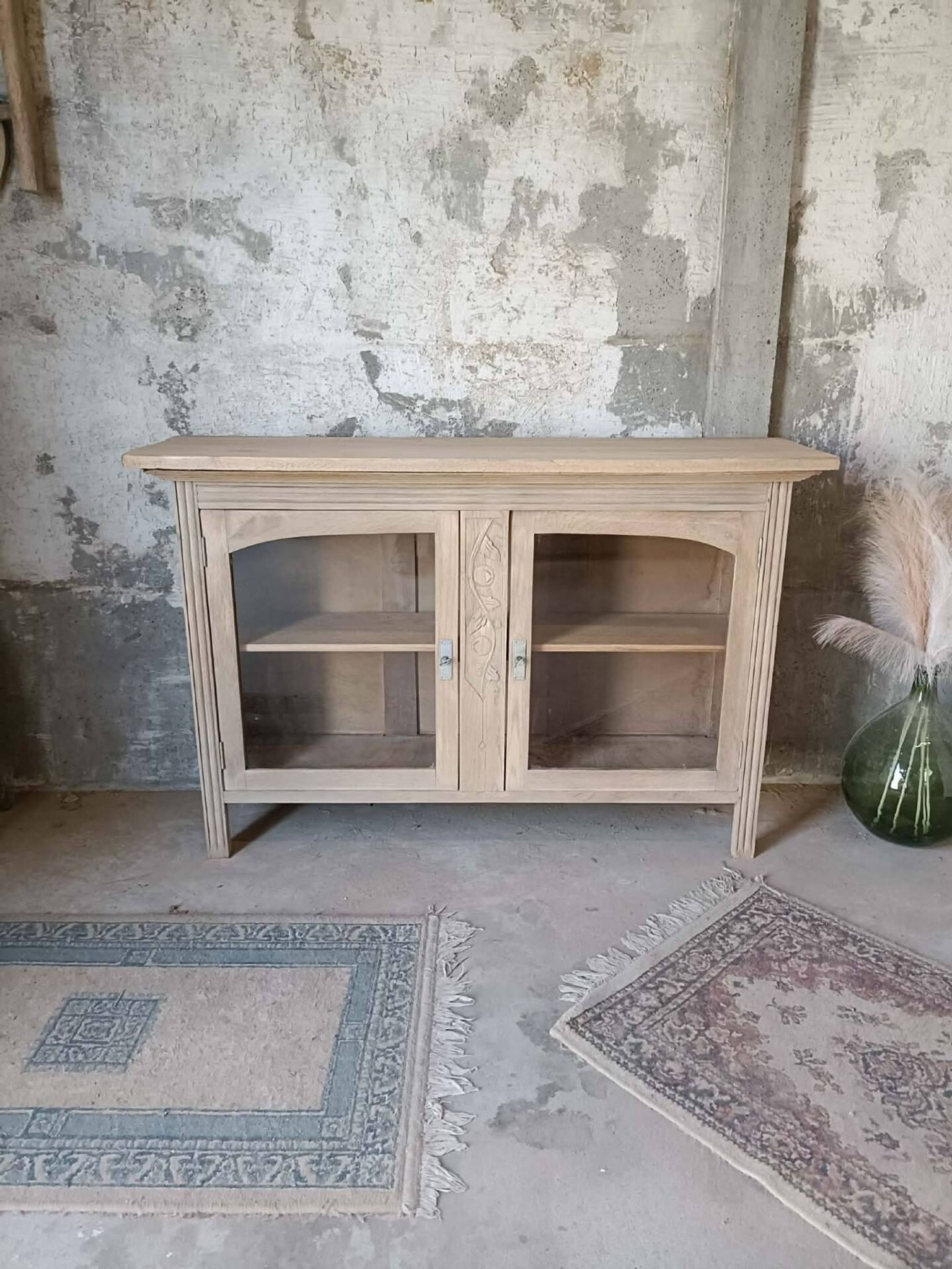 Buffet vitrine 