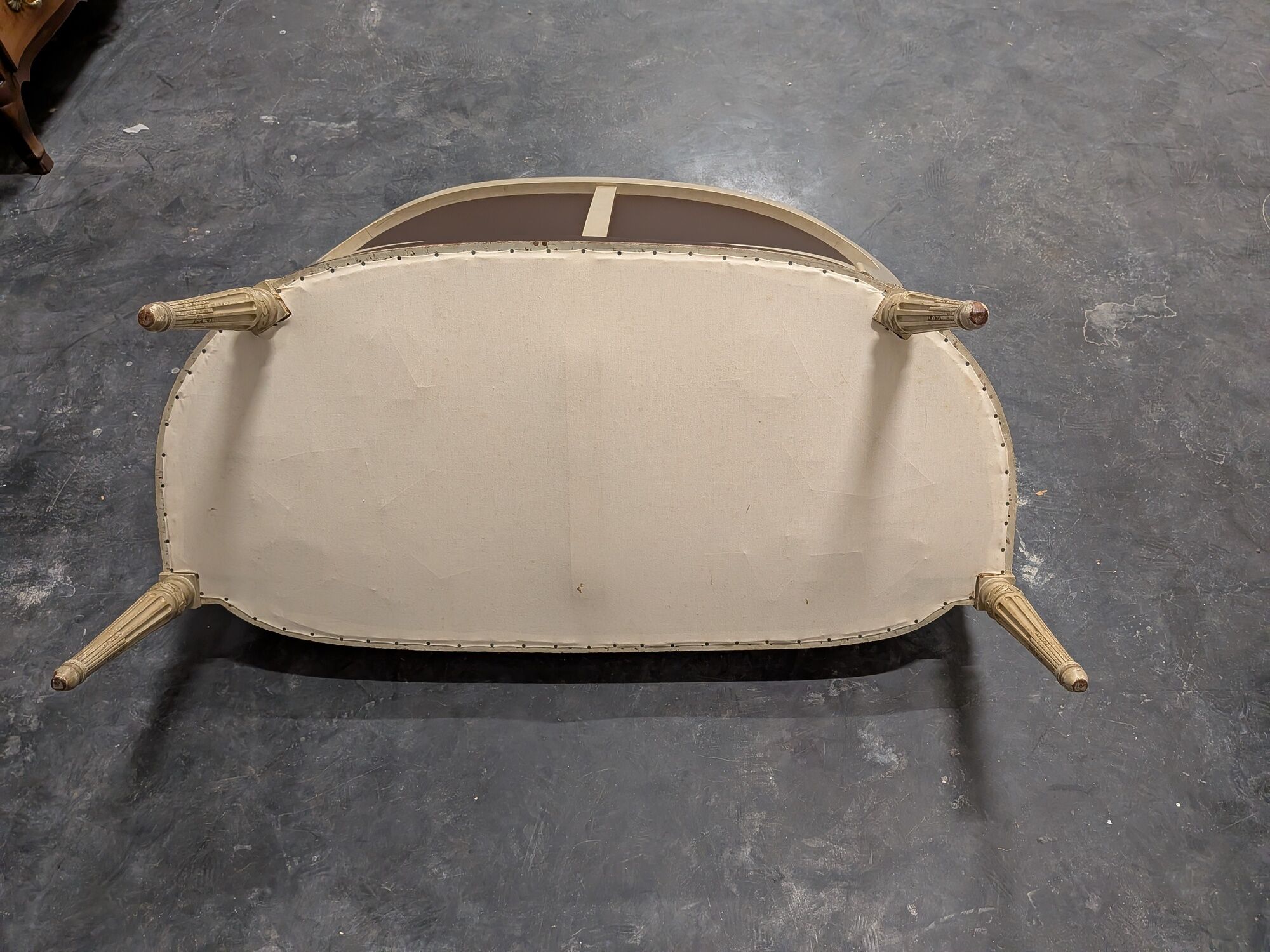 Antique Louis XVI style salon – Basket seat settee and 4 armchairs