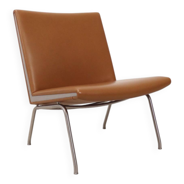 Chaise de salon d'aéroport CH401 par Hans J. Wegner — Beyit