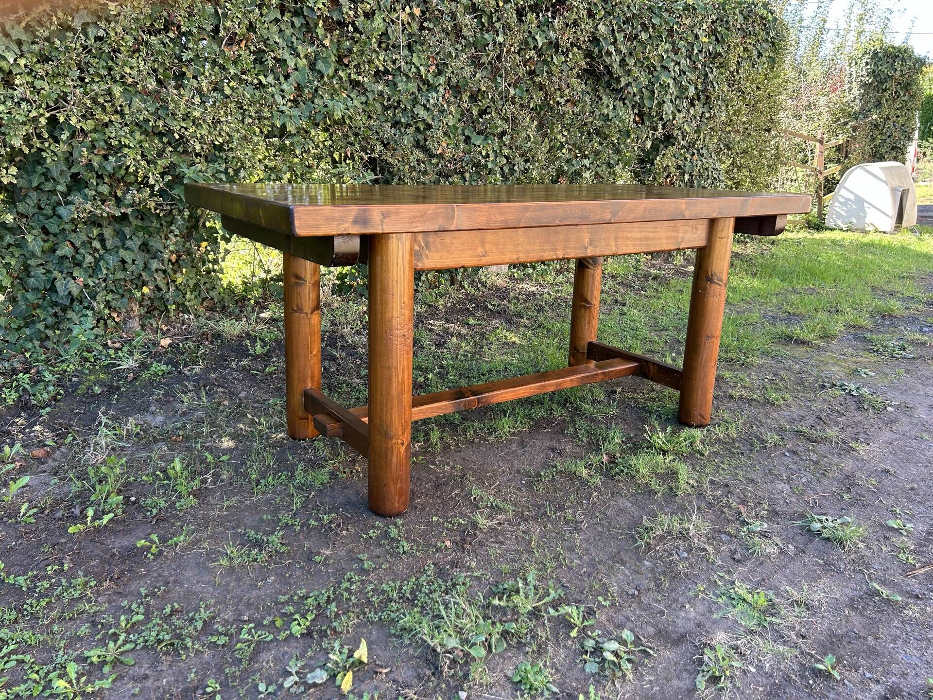 Table à manger Georges Robert