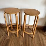 2 Bar stools