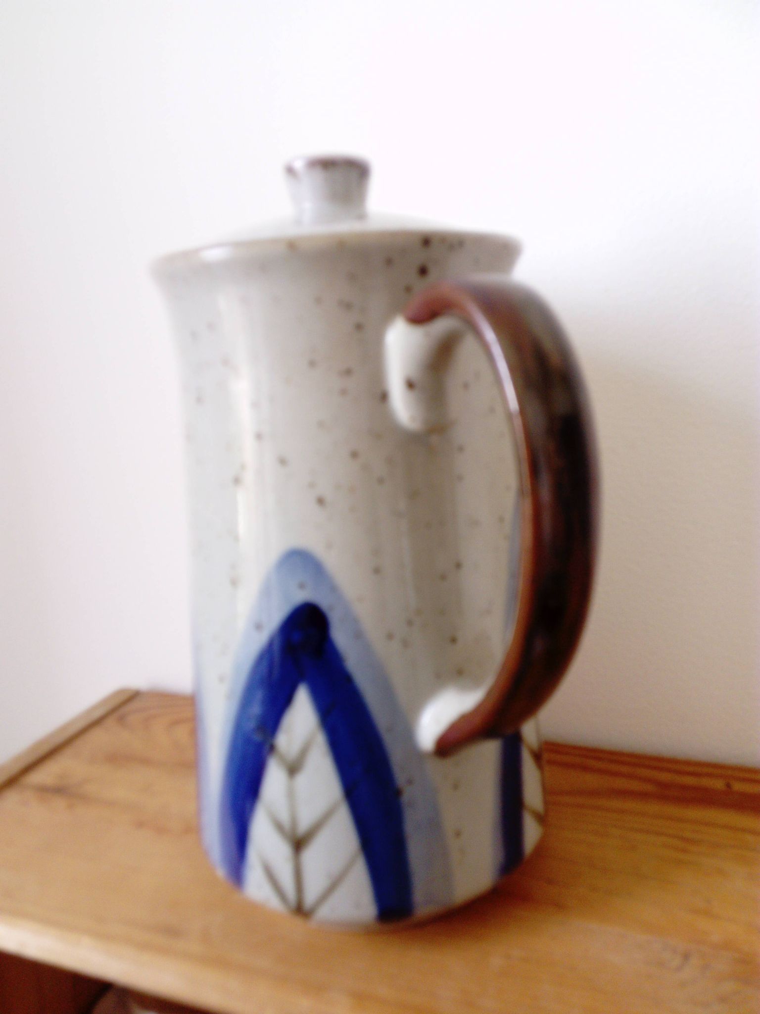 Cafetière et sucrier vintage