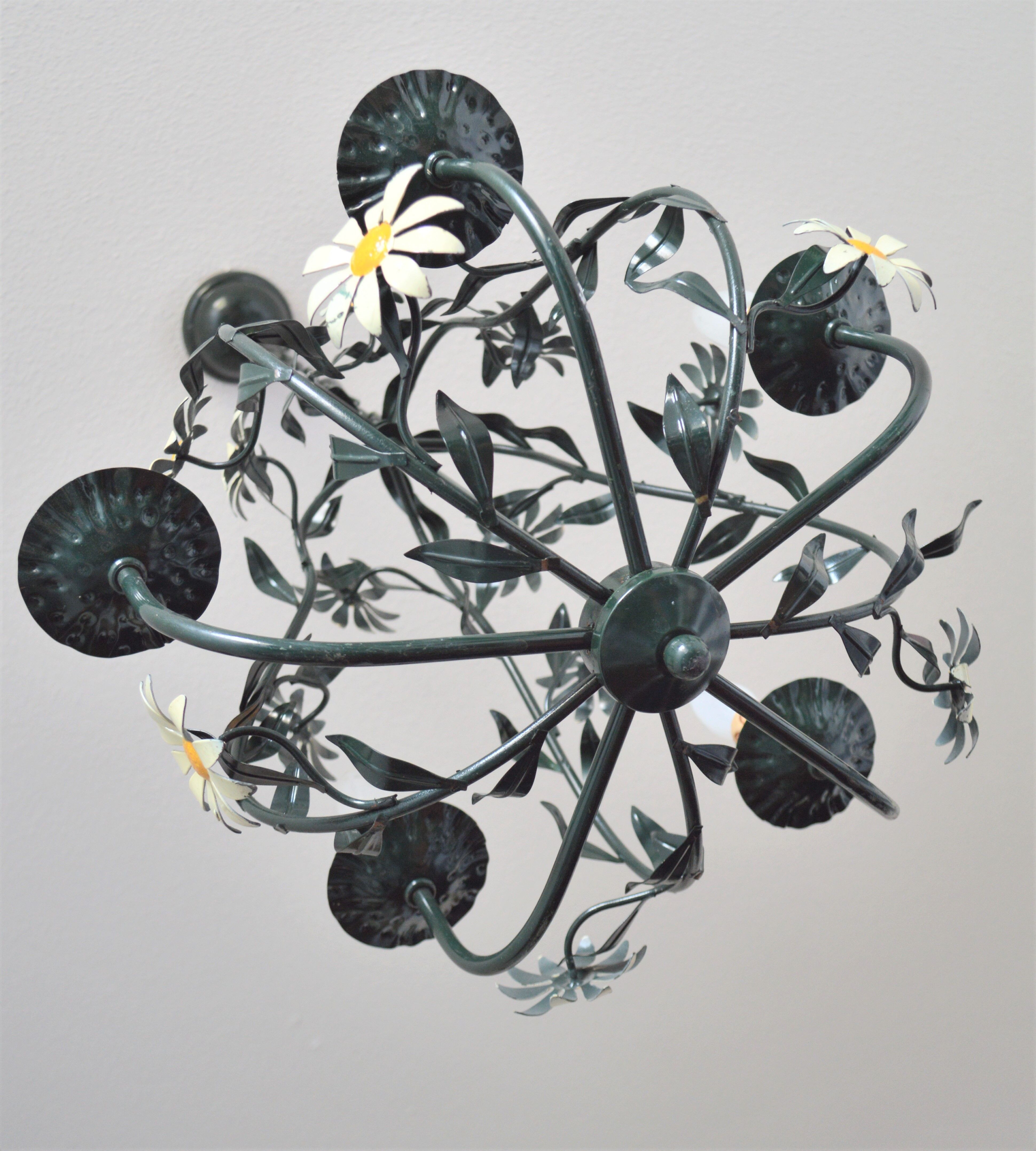 Lustre ceiling design flowers of the 60s art nouveau