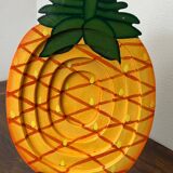 Pineapple and strawberry wooden trays